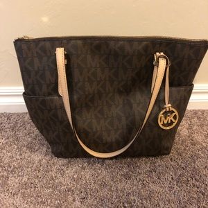 Michael Kors Signature Top Zip Purse